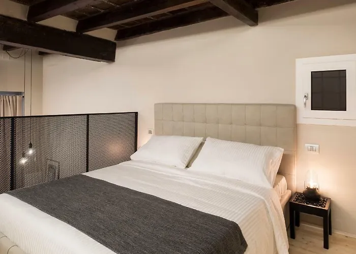 Borgo De Chiari * Bologne