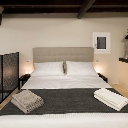 Apartamento Borgo De Chiari *