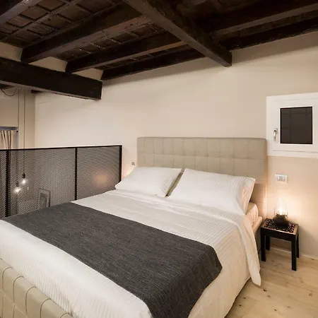 Borgo De Chiari * Bolonha